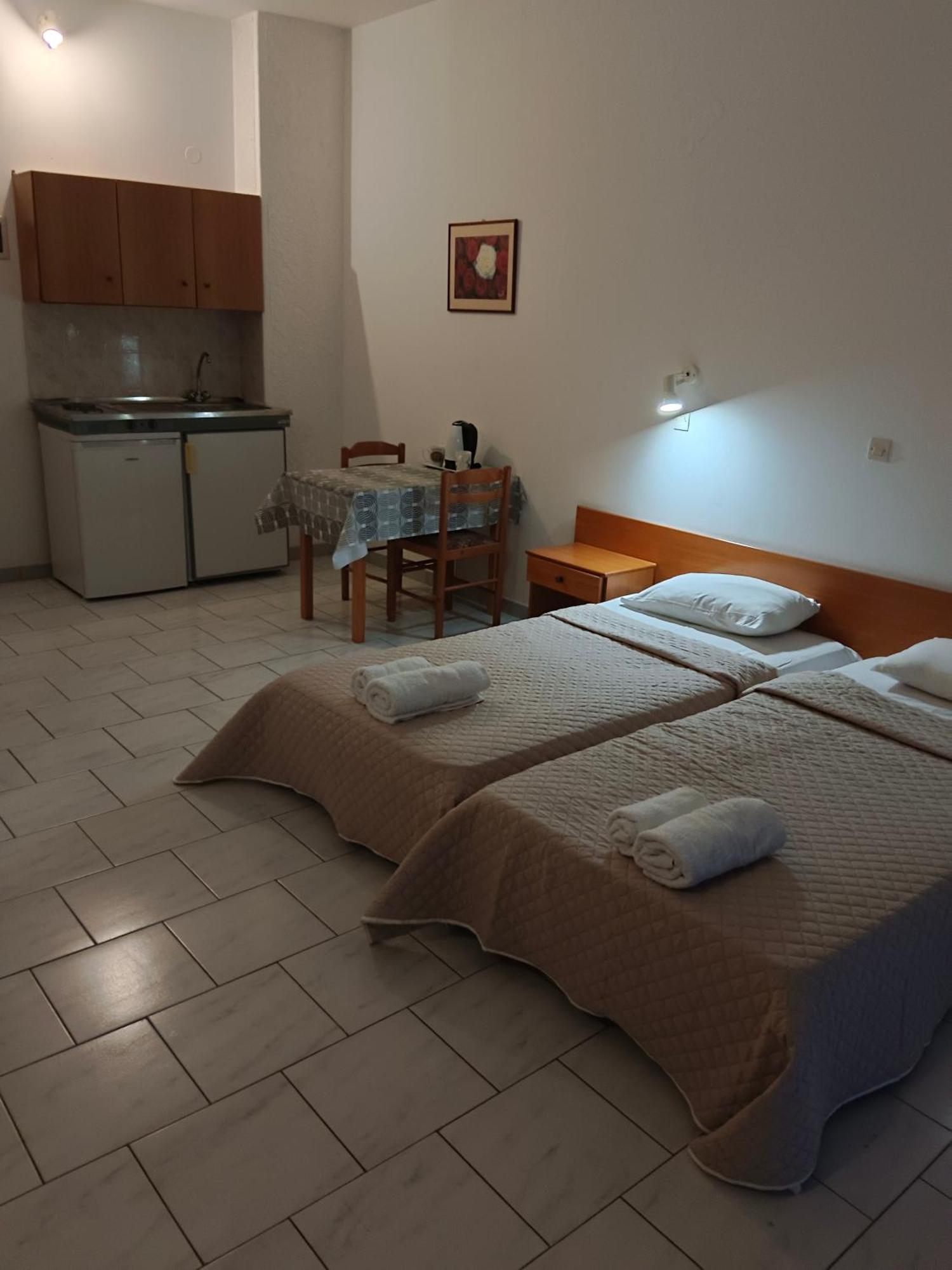 Pyrgos Hotel Apartments Kremasti  Ngoại thất bức ảnh