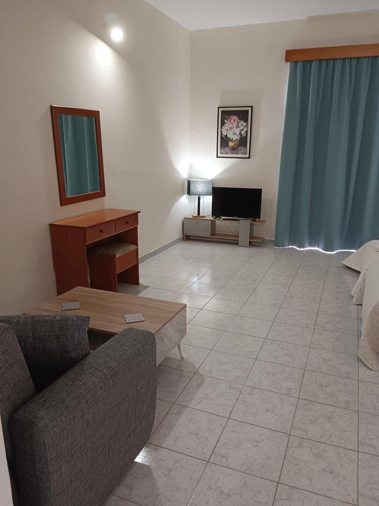 Pyrgos Hotel Apartments Kremasti  Ngoại thất bức ảnh