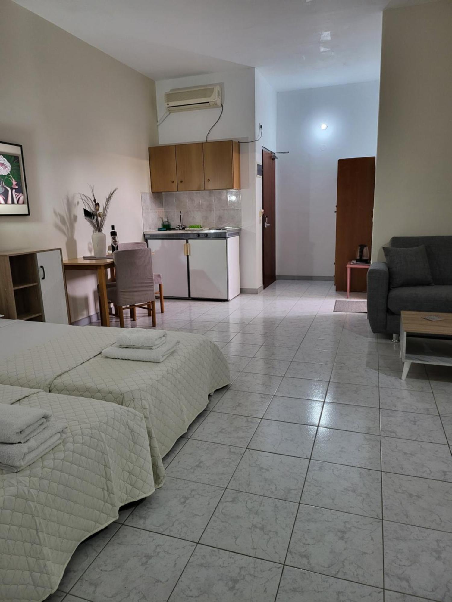 Pyrgos Hotel Apartments Kremasti  Ngoại thất bức ảnh